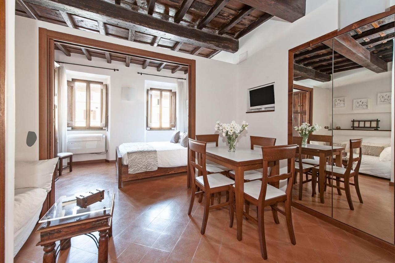 Lovely Apartment Trastevere Center Rome Bagian luar foto